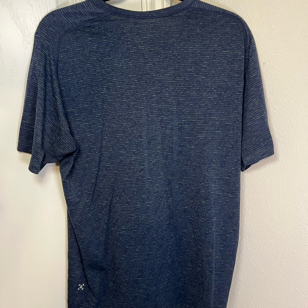 Men's Blue LuluLemon Athletic Shirt